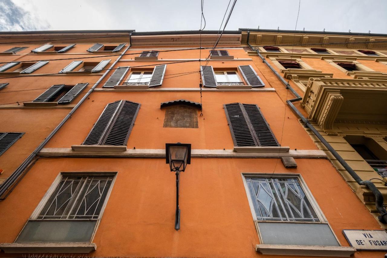 Torre Dell'Orologio Apartment By Wonderful Italy ボローニャ エクステリア 写真