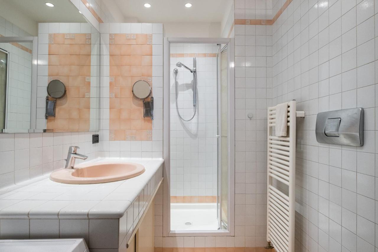 Torre Dell'Orologio Apartment By Wonderful Italy ボローニャ エクステリア 写真