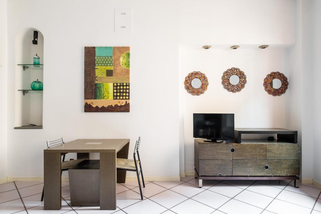 Torre Dell'Orologio Apartment By Wonderful Italy ボローニャ エクステリア 写真